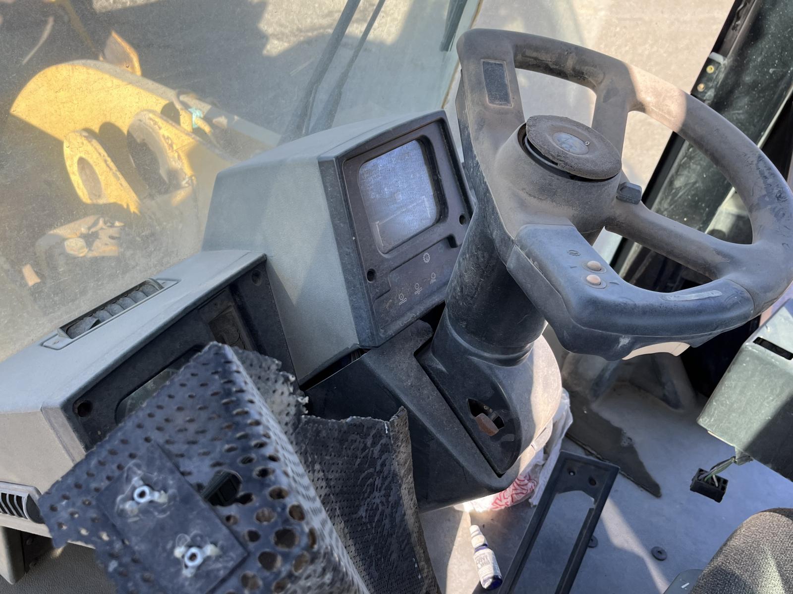 ./imagenes/INVOICE/2019/17334/CARGADOR FRONTAL CATERPILLAR 980G (3).JPG